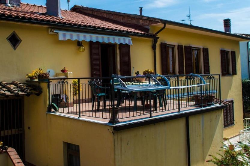 Appartement Casa Ricciardi à Chianni Extérieur photo