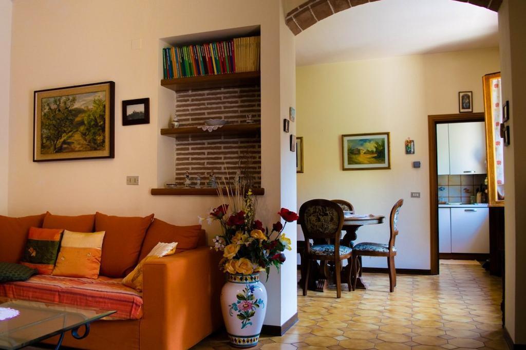Appartement Casa Ricciardi à Chianni Extérieur photo
