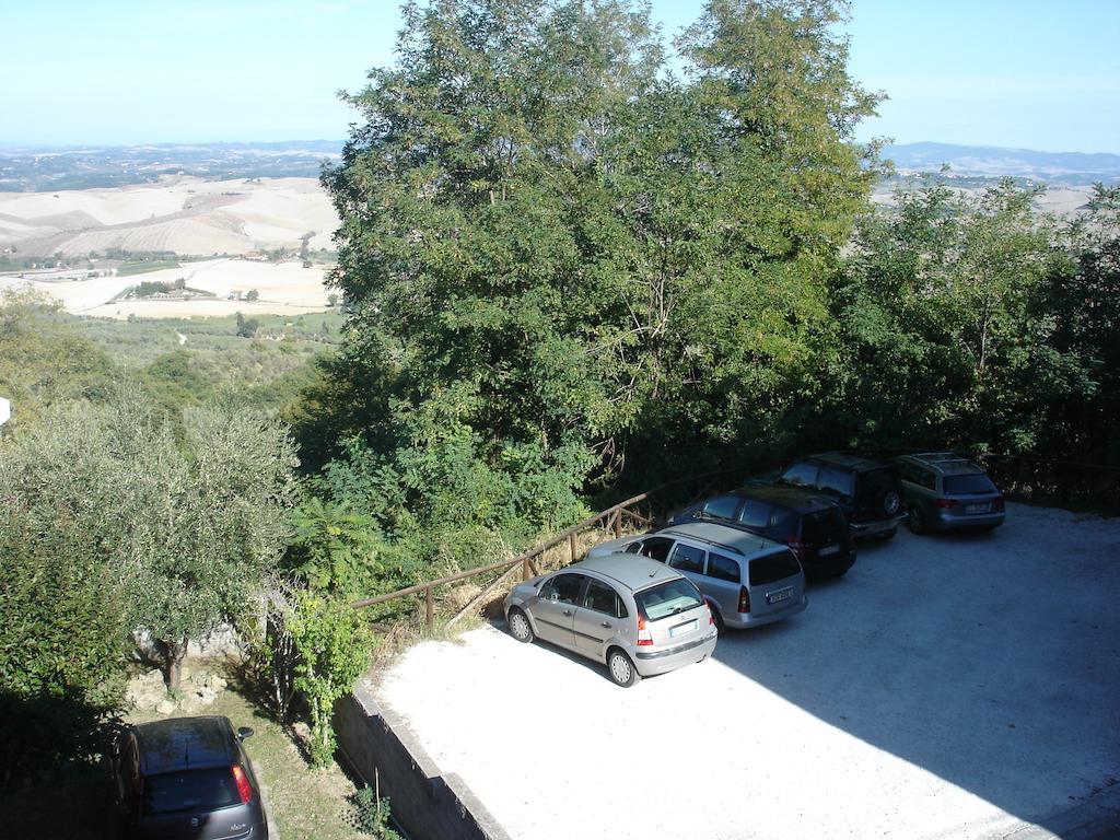 Appartement Casa Ricciardi à Chianni Extérieur photo